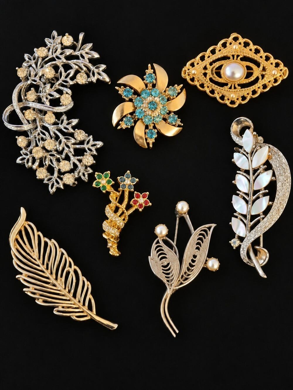 Vintage Brooch Lot 7pc Estate Costume Jewelry Rhinestone Pearl Silver Gold Tone